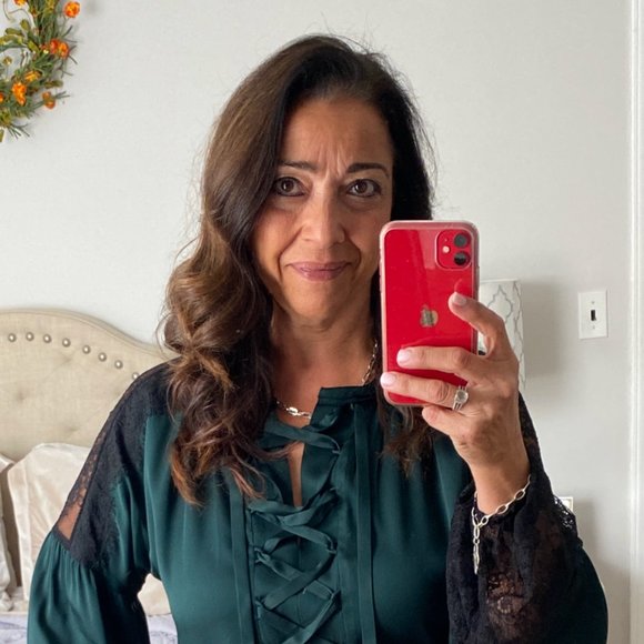 Meet your Posher, Maria's Goal to bring you more of what you are looking for - Picture 4 of 4